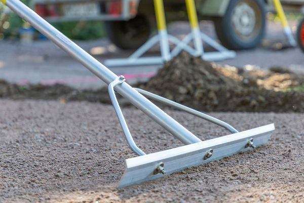 SKAFT FÖR ASFALTSRAKA PROFFS